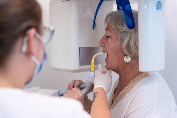 Best Emergency Dental Services for Seniors in Wfield, IN